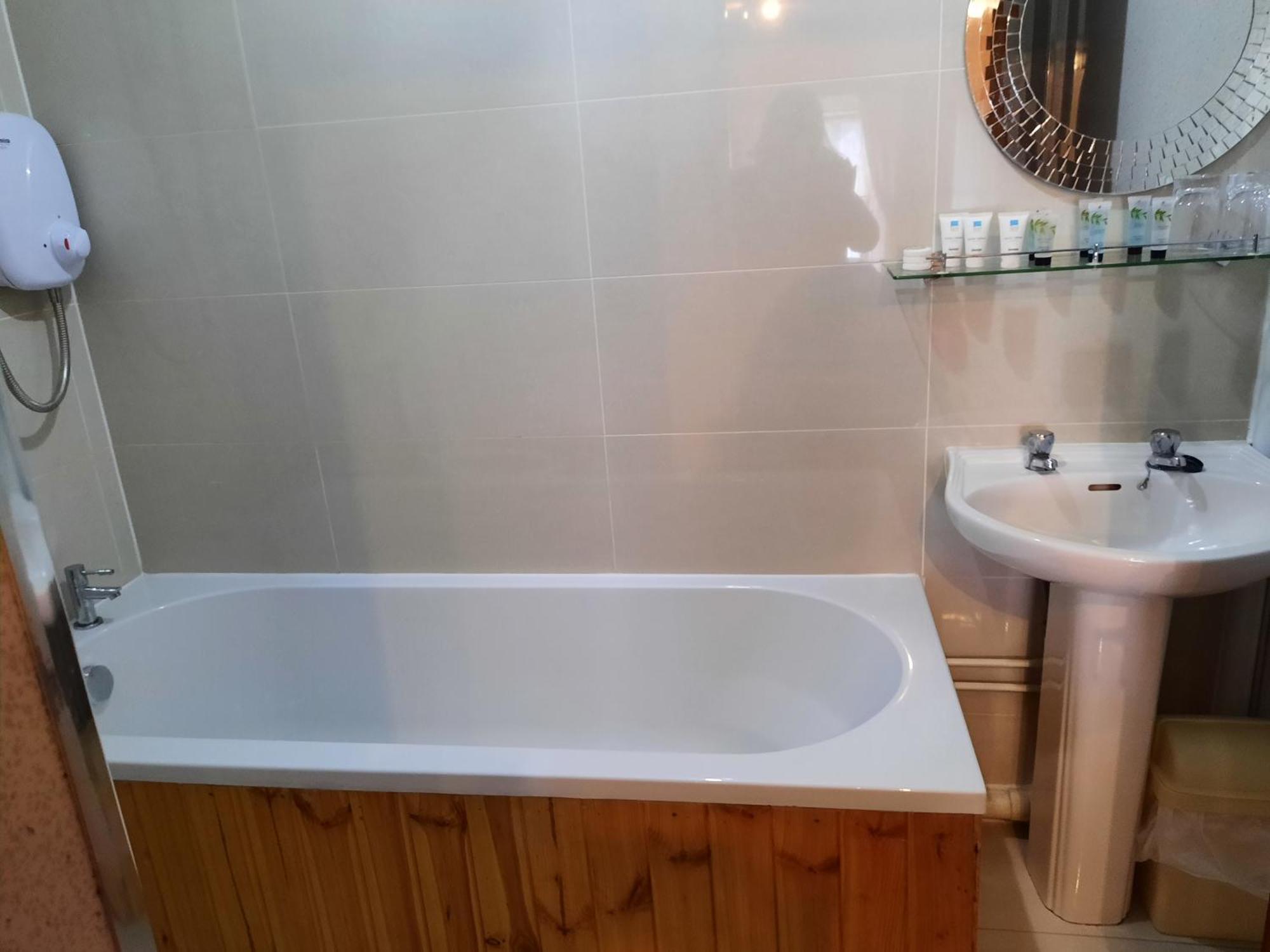 St Ronan'S Hotel Innerleithen Phòng bức ảnh